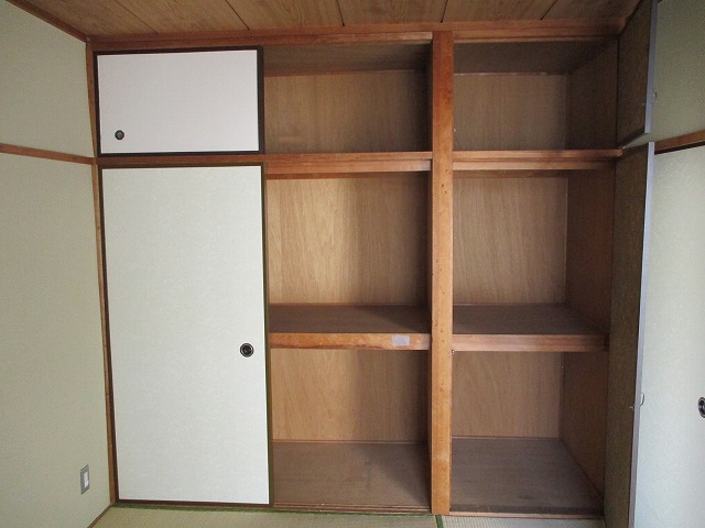 収納　１間半の収納