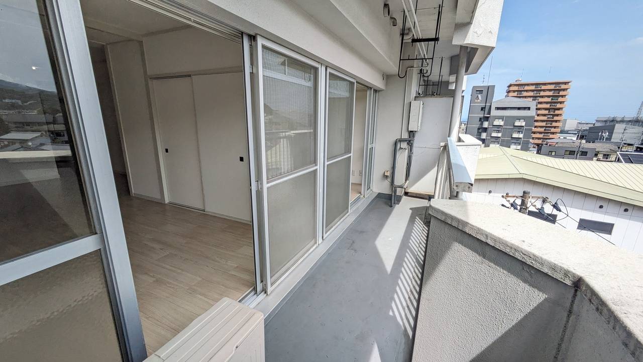 バルコニー　バルコニー