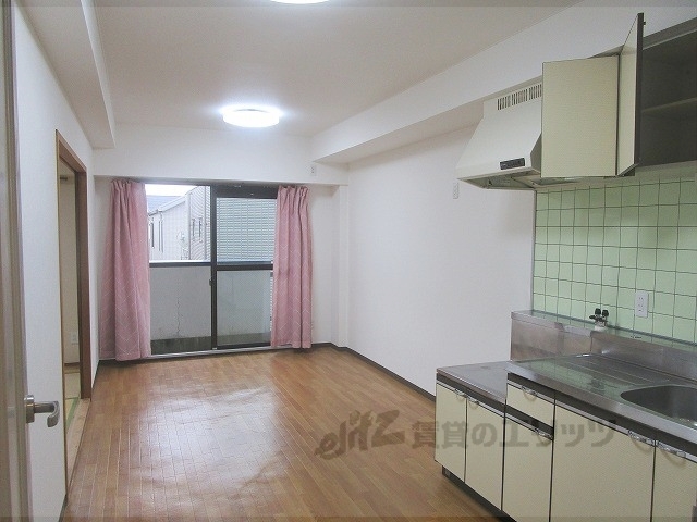 居室・リビング　リビング