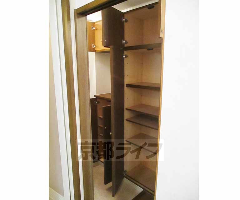 収納　６帖洋室です。