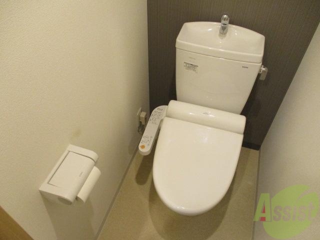 【神戸市中央区栄町通のマンションのトイレ】