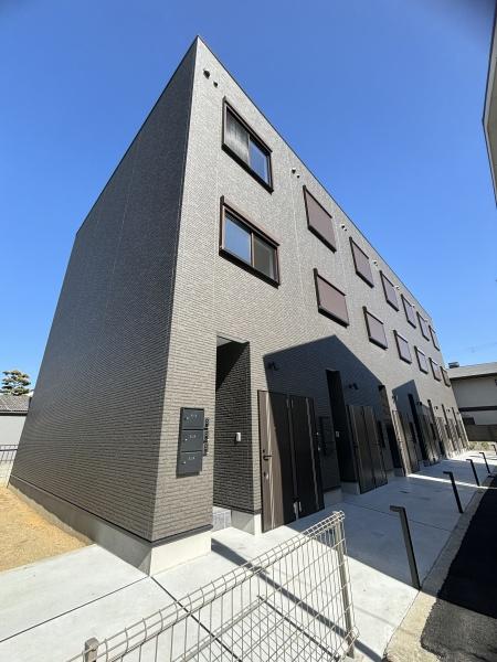 BR　Maison　堺石津の建物外観