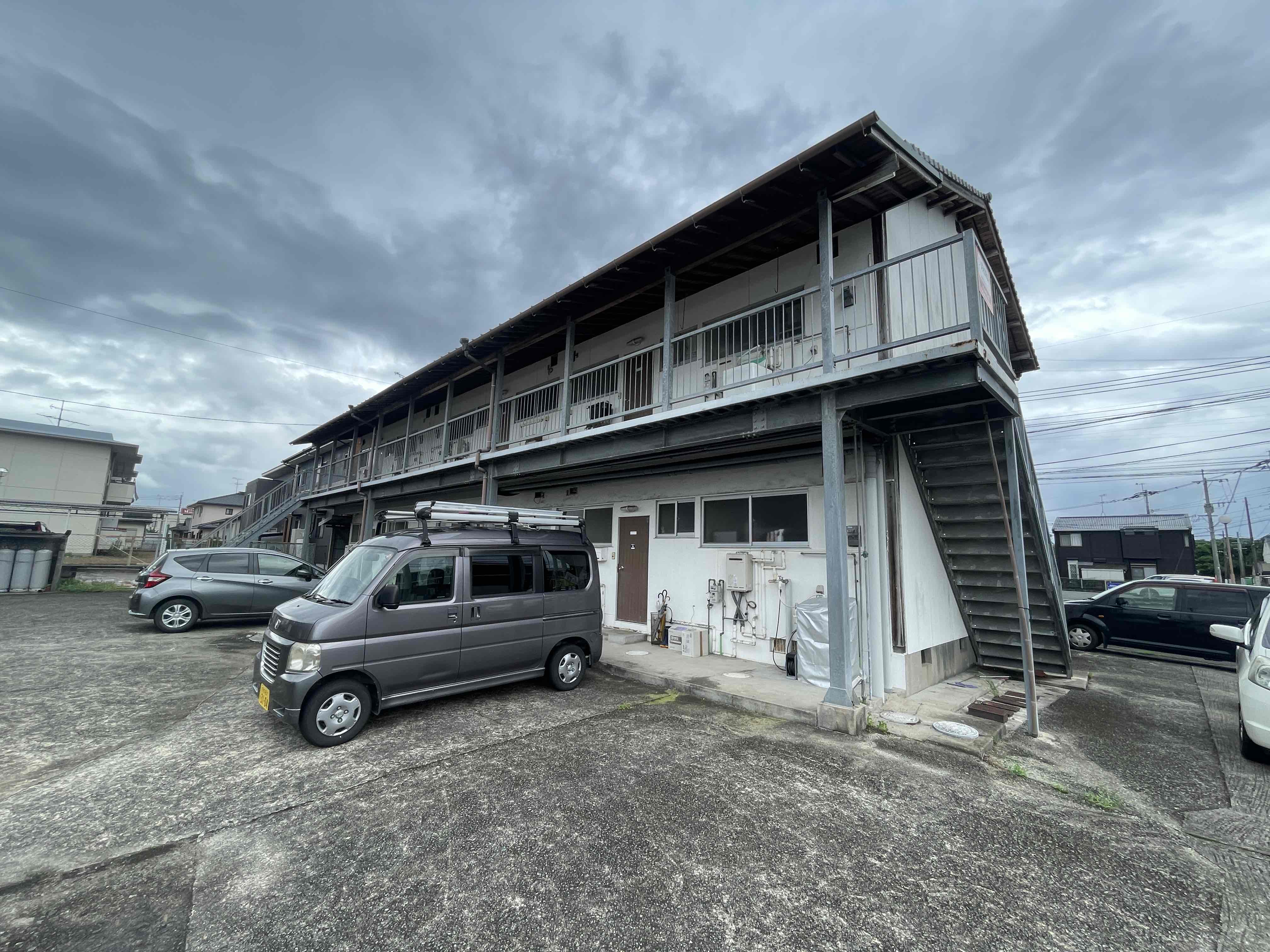 松本アパートの建物外観