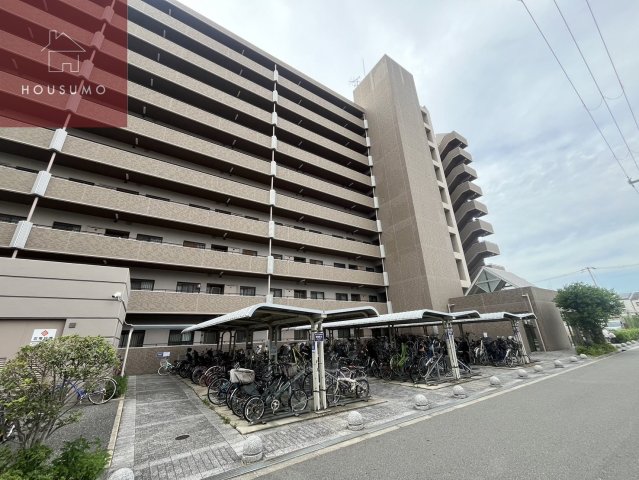 【平野元町日興マンションの建物外観】