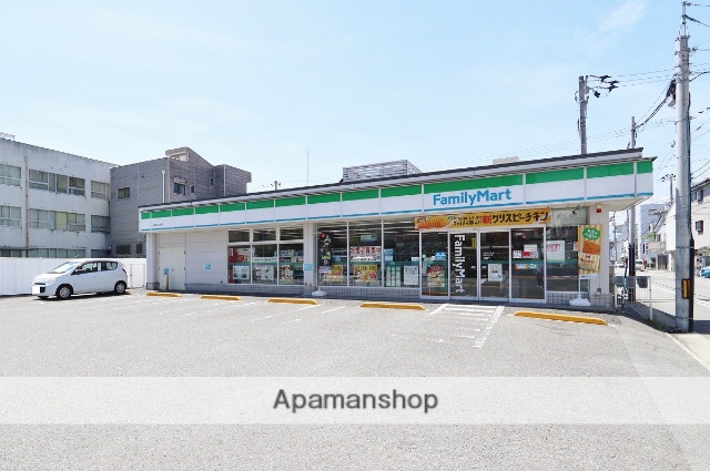 コンビニ　ファミリーマート 徳島仲之町店（コンビニ）まで355m