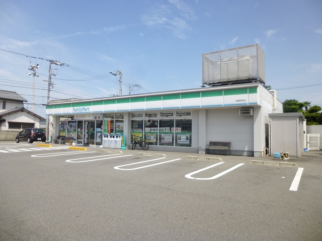 【松山市南斎院町のマンションのコンビニ】