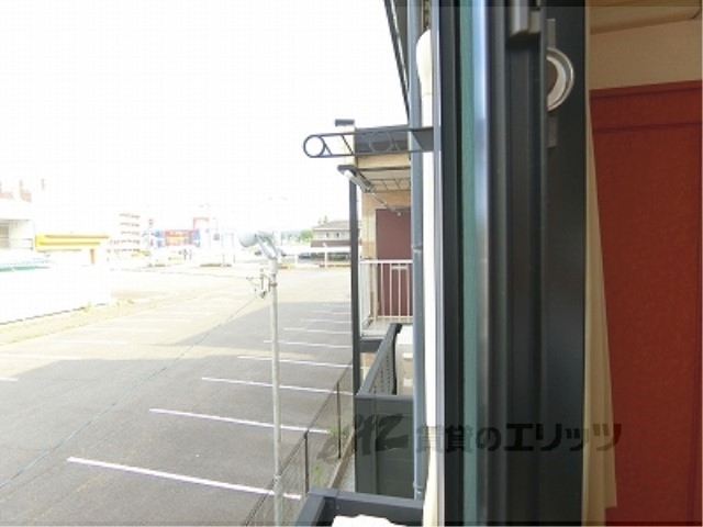 バルコニー　物干しのみ