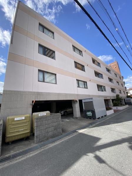 【寝屋川市香里北之町のマンションの建物外観】