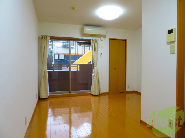 居室・リビング　リビングは９．２帖と広く使いやすい間取りとなっています。