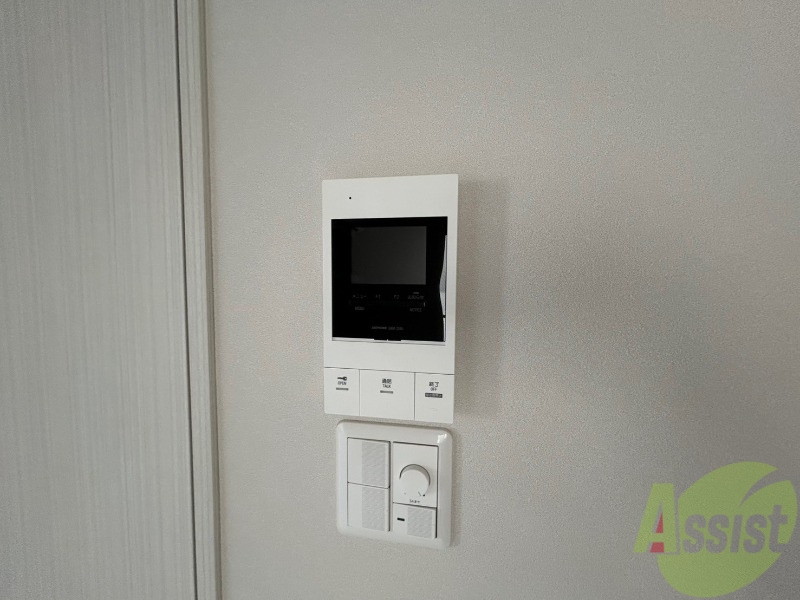 セキュリティ　ＴＶモニター付インターホンです。来客者の顔が見えるので安心！