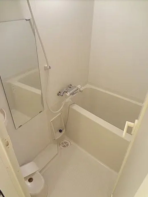 バス・シャワールーム　※別部屋の参考写真です。