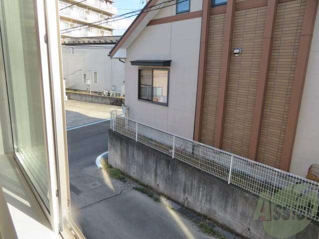 バルコニー　バルコニーはありませんが、陽当たりとても良いです。