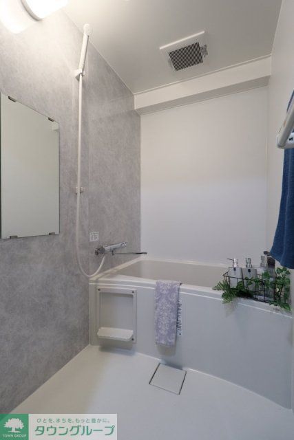 バス・シャワールーム　家具・小物はイメージです