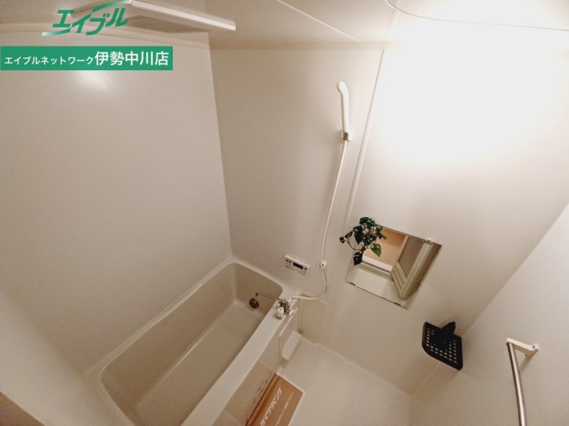 バス・シャワールーム　同物件別部屋参考写真です。