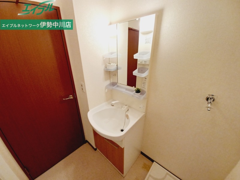 洗面設備　同物件別部屋参考写真です。