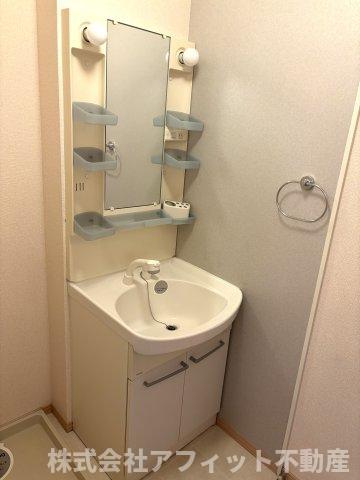 洗面設備　洗髪洗面化粧台