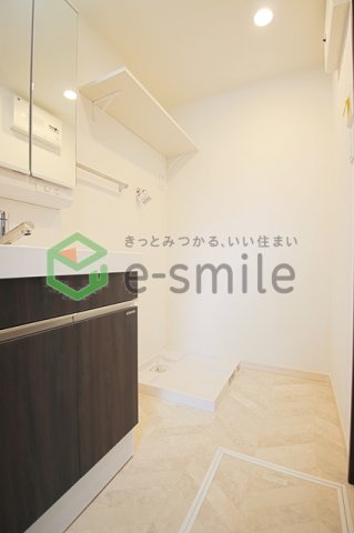 洗面設備　脱衣スペースもあります