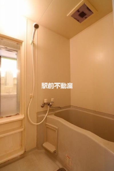 バス・シャワールーム　※同マンション別部屋