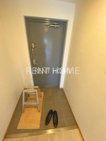 玄関　同仕様タイプの写真です。