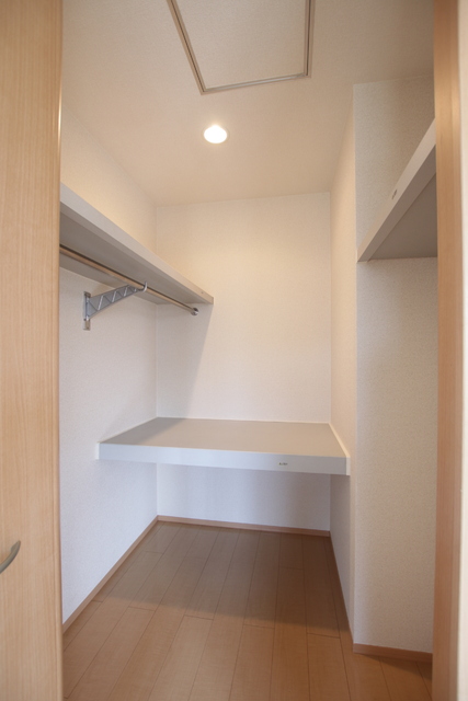 収納　ウォークインクローゼット♪
