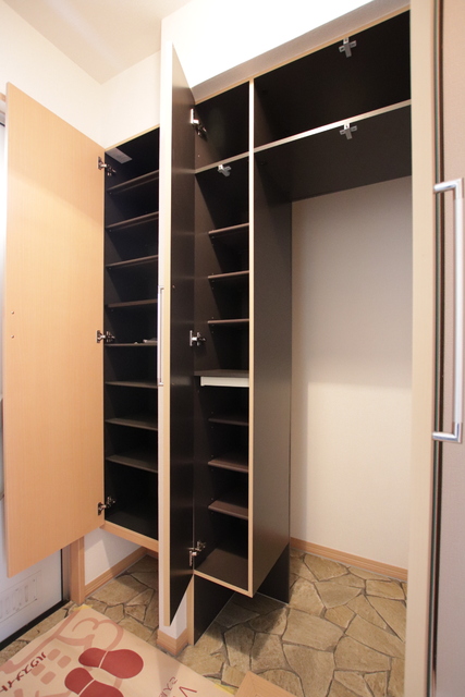 玄関　広々靴収納♪