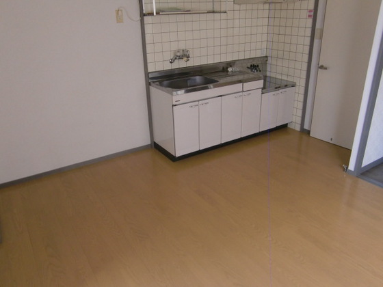 居室・リビング　※別室の写真です