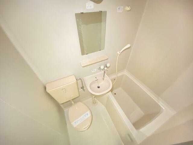 洗面設備　バス