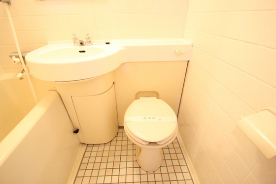 トイレ　※別部屋の写真です