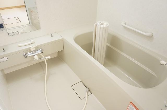 バス・シャワールーム　浴室