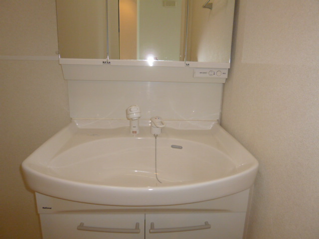 洗面設備　洗髪洗面化粧台