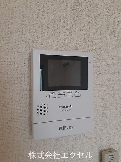 セキュリティ　モニター付きインターホンです。