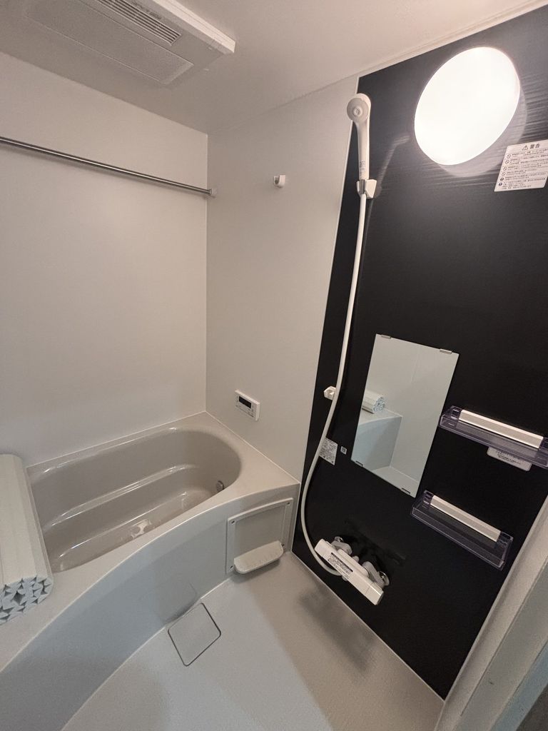 バス・シャワールーム　※建築中（代表タイプ）の写真です