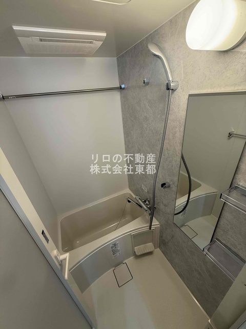 バス・シャワールーム　花粉・梅雨の時期にオススメの浴室乾燥機付きバスルームです♪