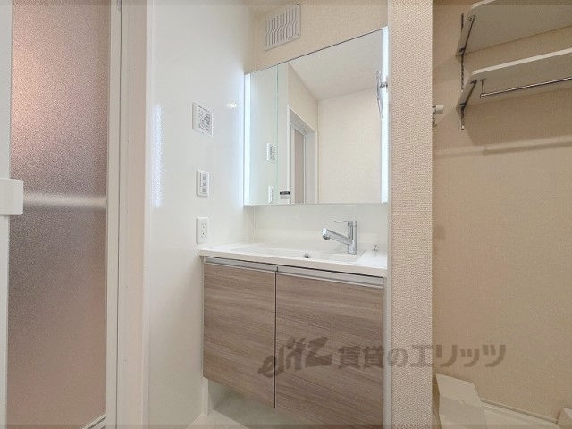 洗面設備　独立洗面台