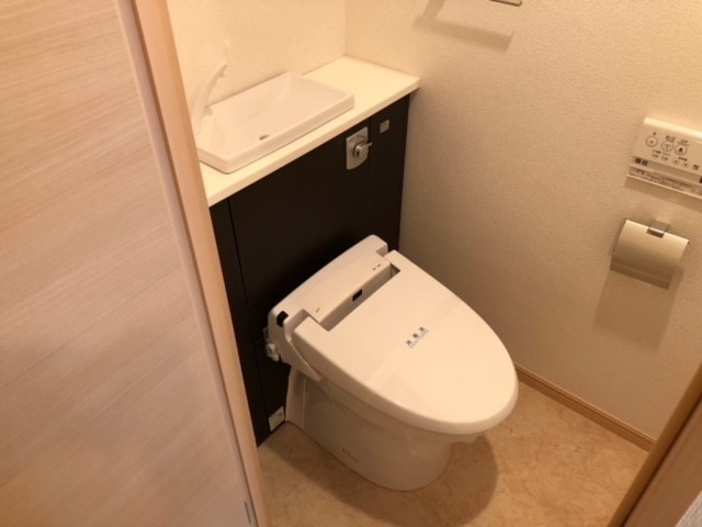 トイレ　清潔感のあるトイレです