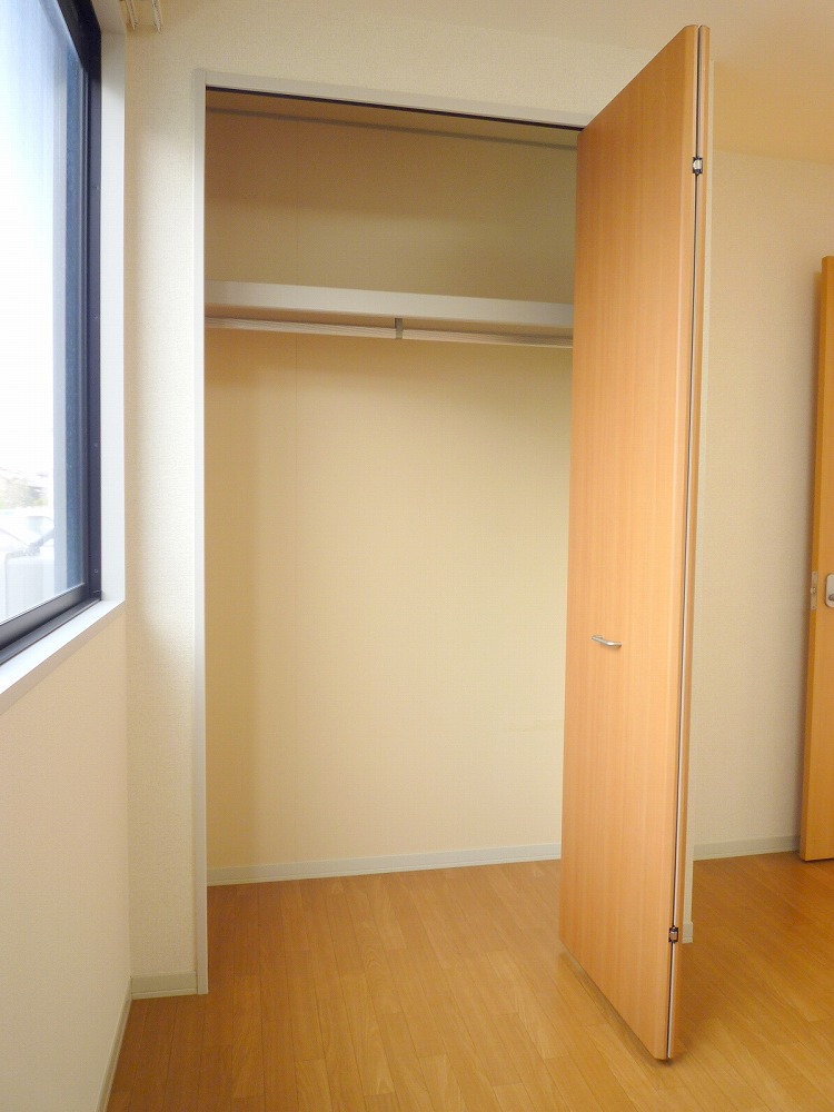 収納　※参考写真　前回入居時の写真です