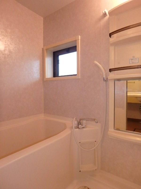 バス・シャワールーム　図面と現状に相違がある場合には現状を優先