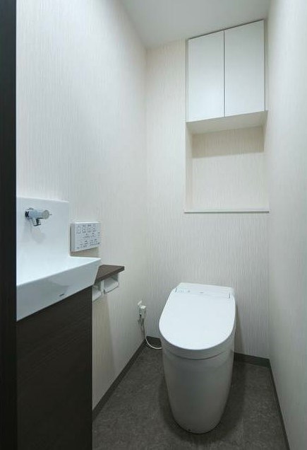 東武宇都宮線 東武宇都宮駅 徒歩23分 14階建 築6年のトイレ写真