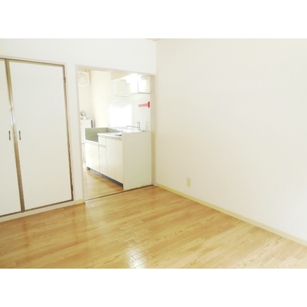 居室・リビング　※写真は同タイプ別部屋になります