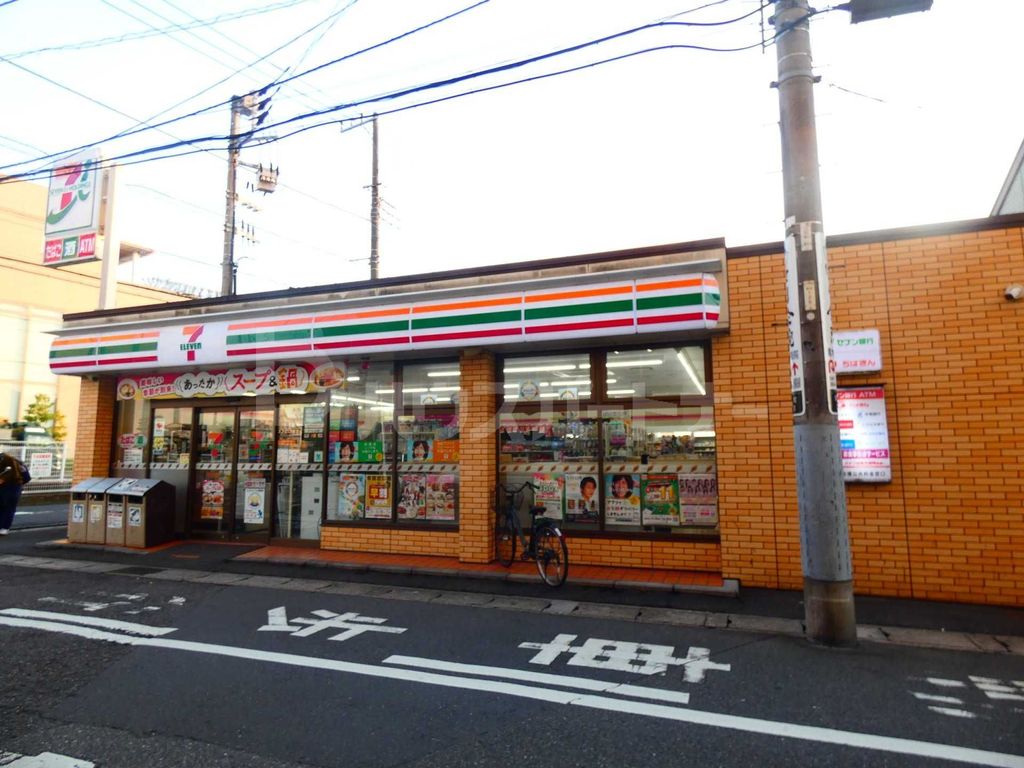 コンビニ　セブンイレブン松戸栄町3丁目店（コンビニ）まで150m