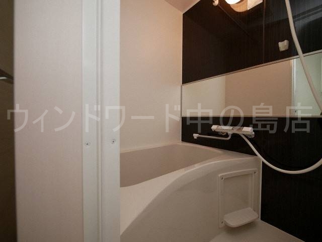 バス・シャワールーム　詳細は、ウィンドワード中の島店までご相談下さい。