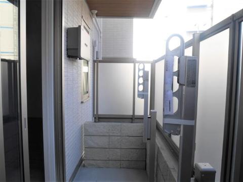 　バルコニー　ベランダ