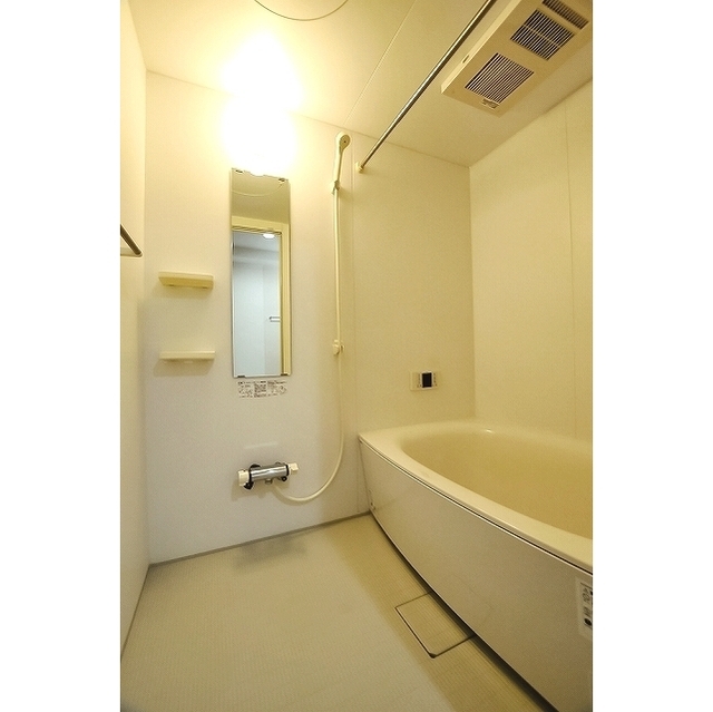 バス・シャワールーム　追い炊き付き