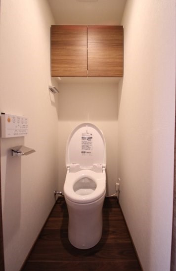 トイレ　別号室参考写真