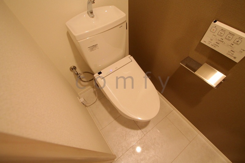 トイレ　ウォシュレット付きトイレ