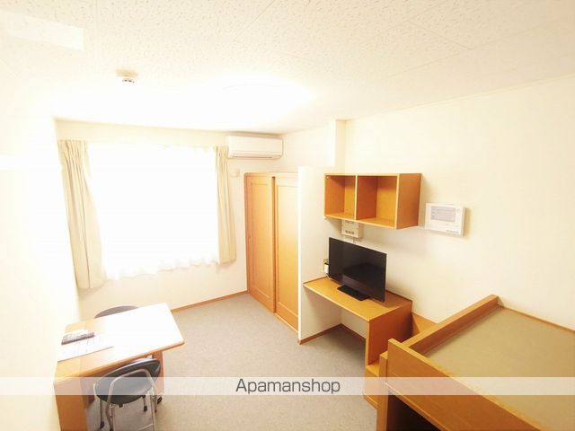 レオパレスアクエリウスの居間写真