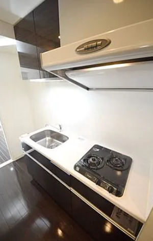 キッチン　別部屋の写真を使用しております。