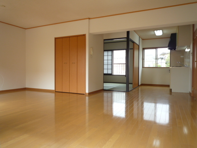 居室・リビング　内装参考写真