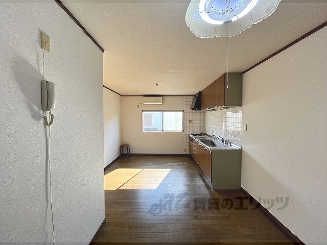 居室・リビング　リビング