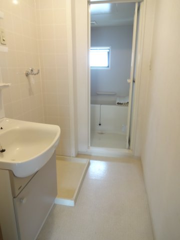 洗面設備　独立洗面化粧台付き